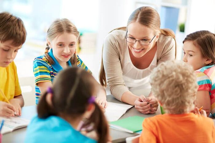 COOPERATIVE LEARNING IN CLASSE