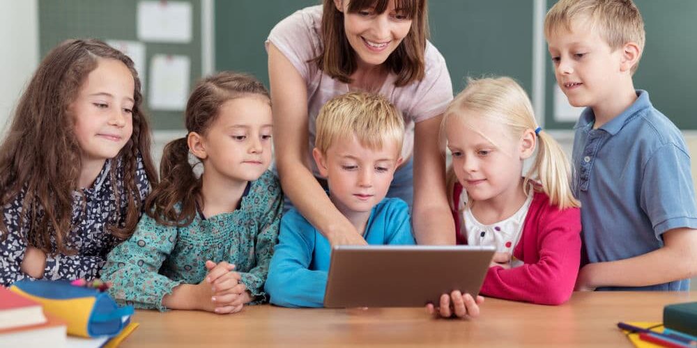 LINEE GUIDA PER ALUNNI CON DISTURBI SPECIFICI DI APPRENDIMENTO LINEE GUIDA PER ALUNNI CON DISTURBI SPECIFICI DI APPRENDIMENTO