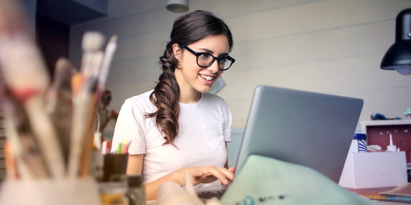 COME FARE VIDEOCONFERENZE CON HANGOUTS COME FARE VIDEOCONFERENZE CON HANGOUTS