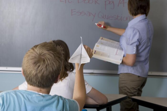 GESTIONE IN CLASSE DI BAMBINO CON D.O.P.