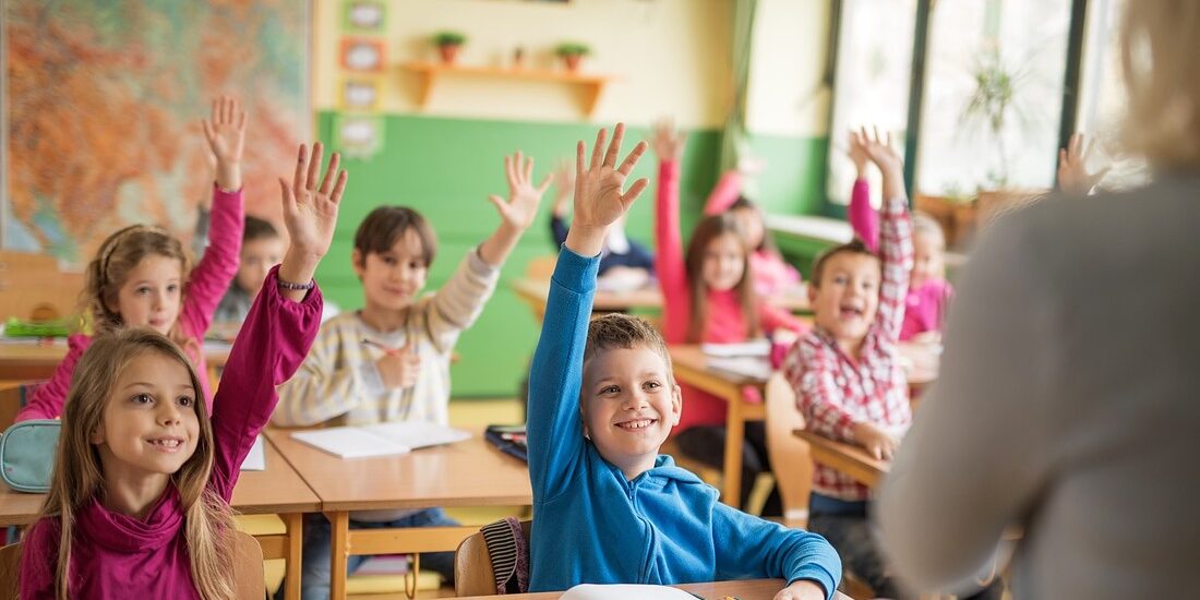 LEZIONE FRONTALE VANTAGGI E SVANTAGGI DEL METODO