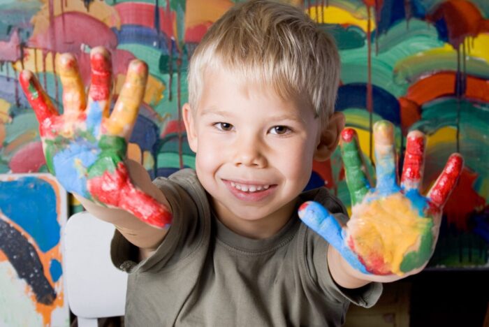 7 VIDEO PER SPIEGARE L'AUTISMO AI BAMBINI.