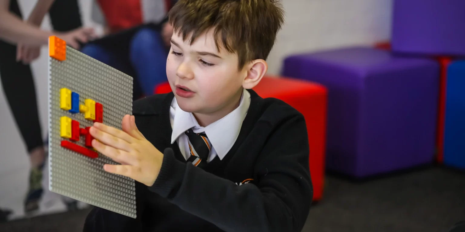 METODOLOGIE DIDATTICHE PER BAMBINI NON VEDENTI METODOLOGIE DIDATTICHE PER BAMBINI NON VEDENTI