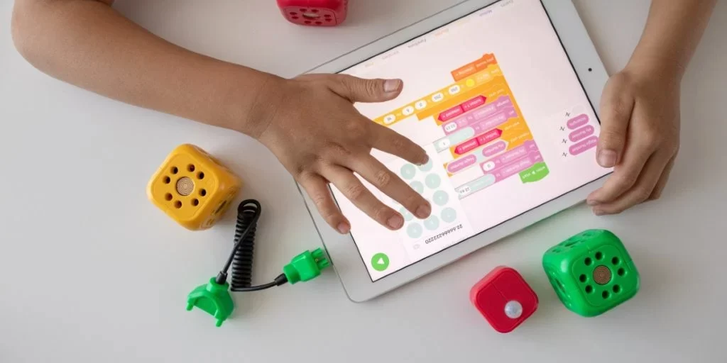 CHE COSA SONO LE TECNOLOGIE EDUCATIVE (EDTECH)