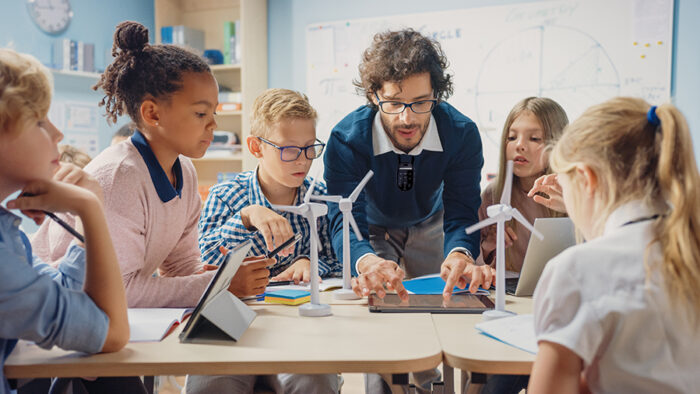 COMUNICAZIONE CON GLI STUDENTI