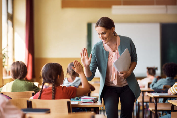 COINVOLGIMENTO ATTIVO IN CLASSE 7 METODI CHE FORSE NON CONOSCI COINVOLGIMENTO ATTIVO IN CLASSE 7 METODI CHE FORSE NON CONOSCI